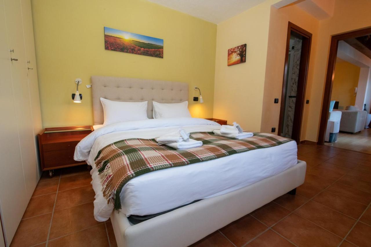 Villa Rina Deluxe And Cottage Porto Ceresio Zewnętrze zdjęcie