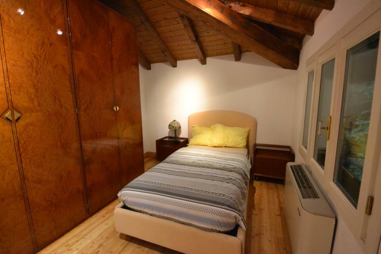 Villa Rina Deluxe And Cottage Porto Ceresio Zewnętrze zdjęcie